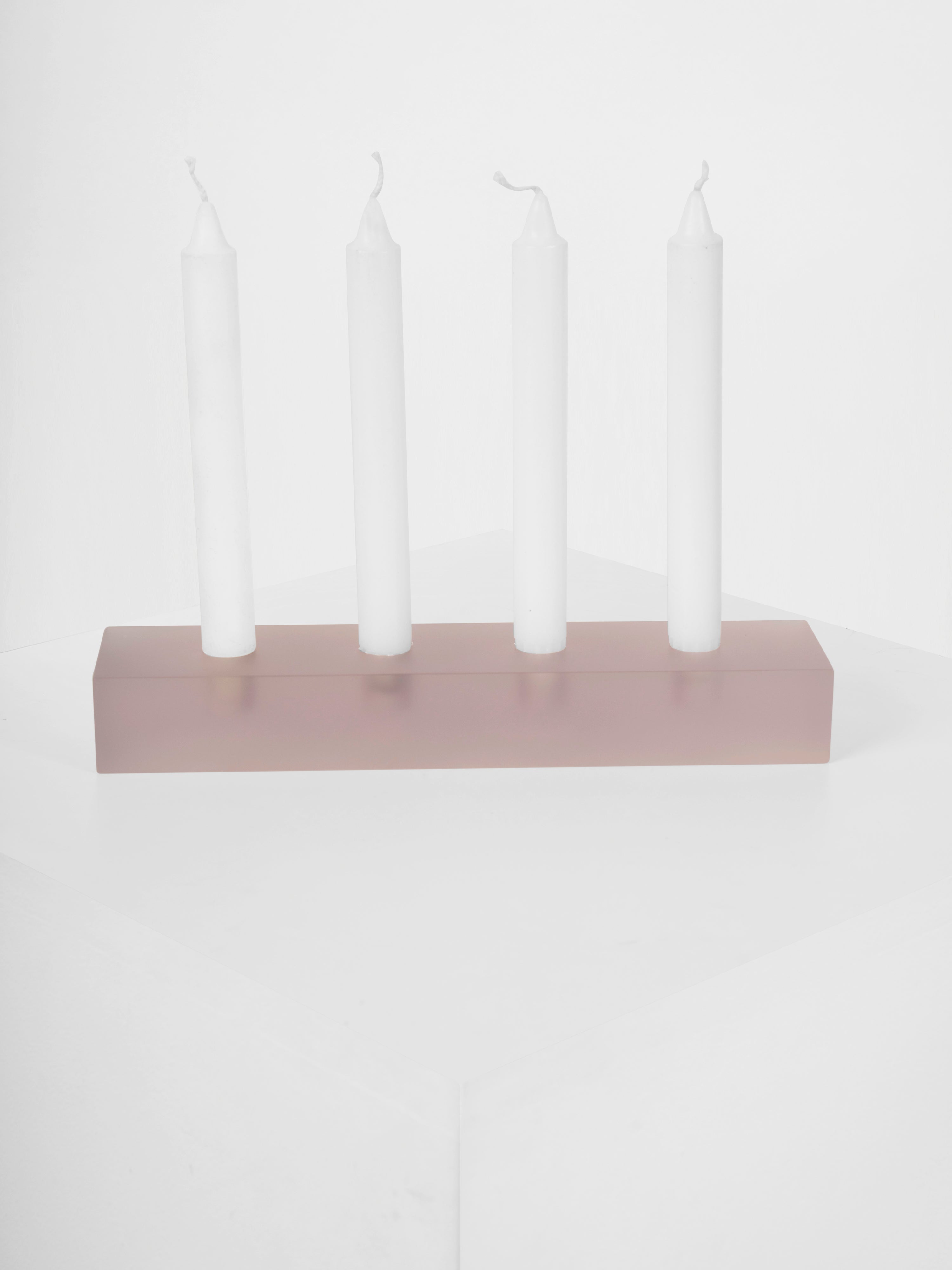 The RESIN candle slab in Lilac