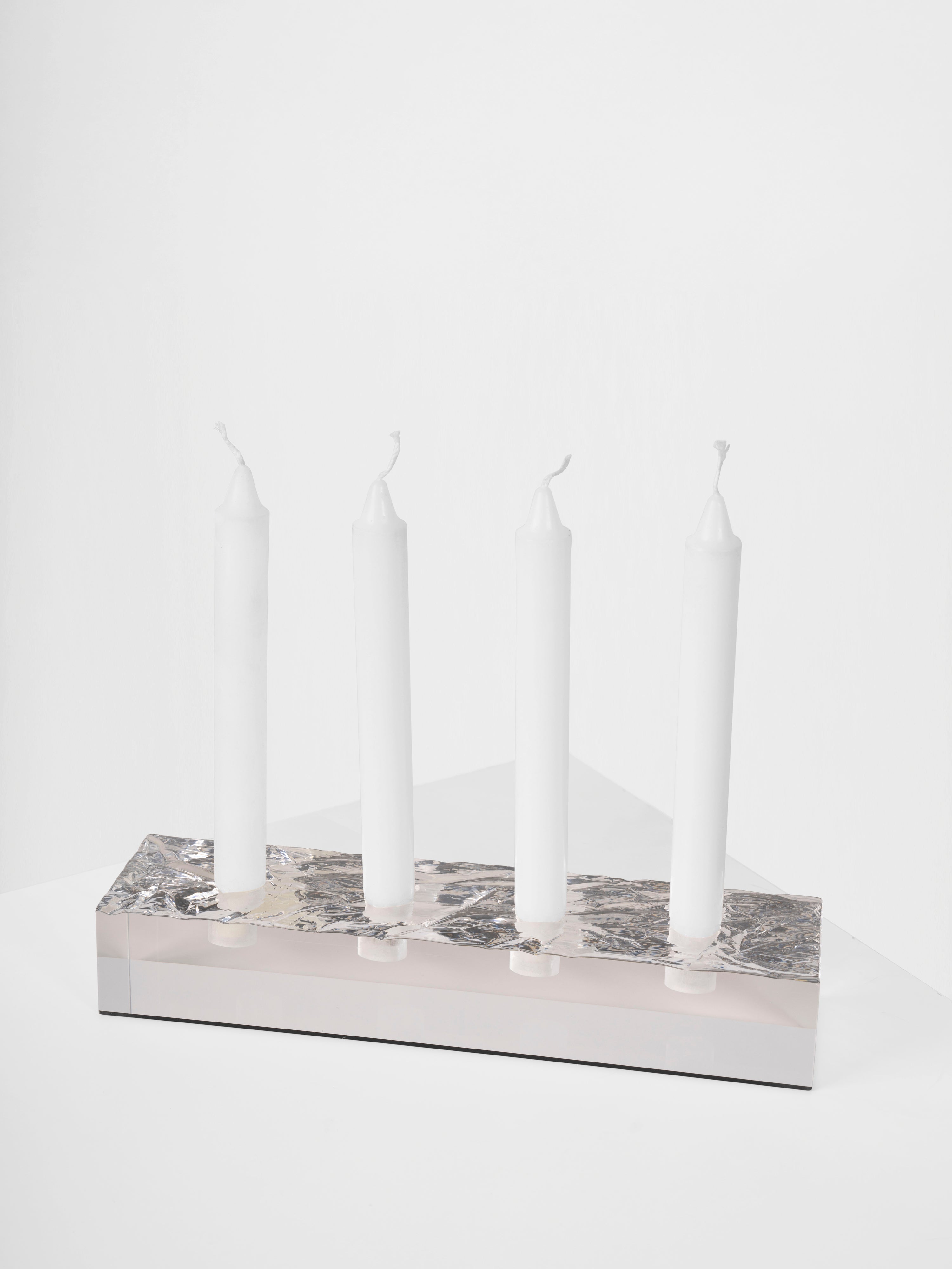The CRUSHED ICE candle slab in Silver