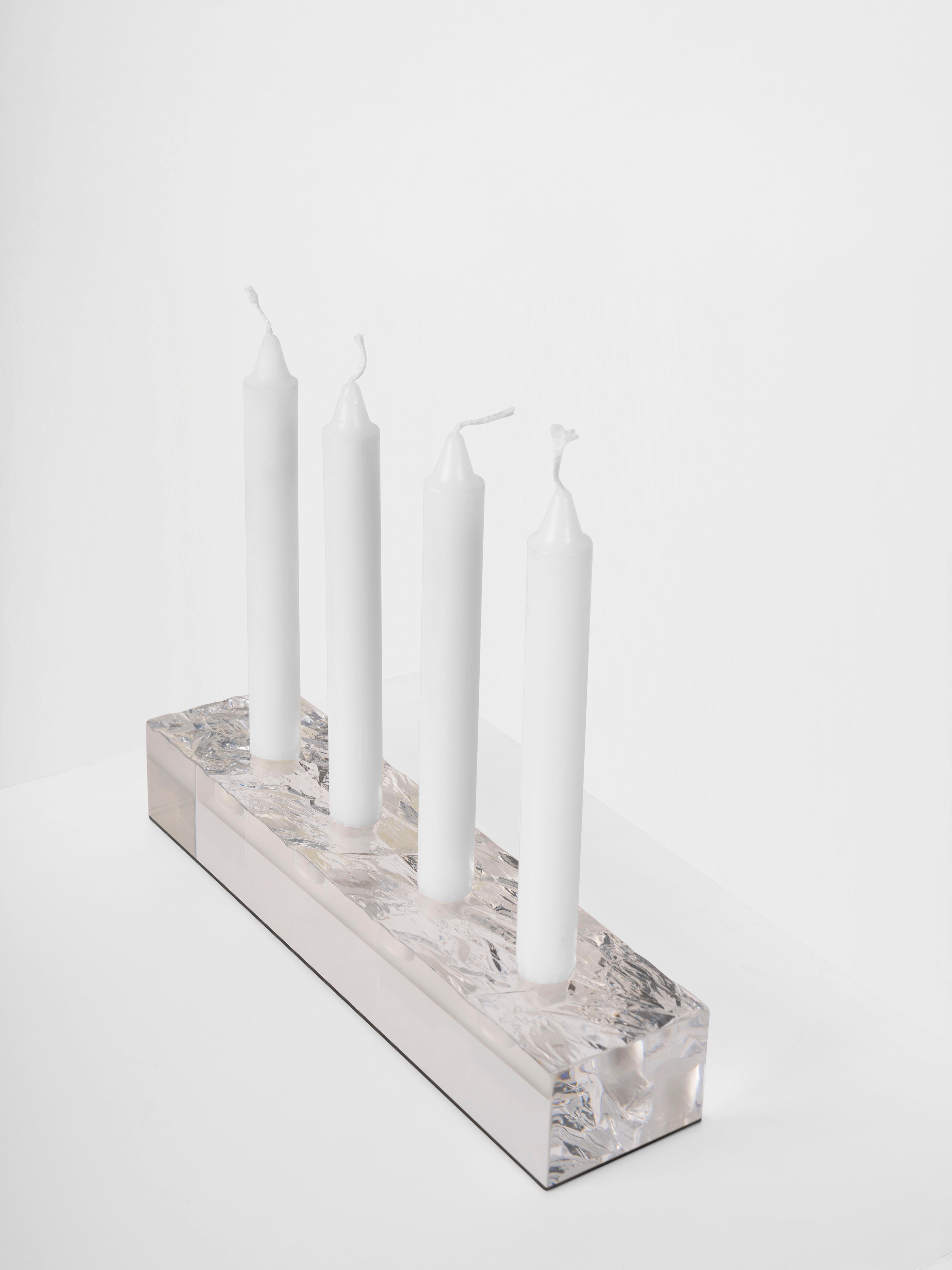 The CRUSHED ICE candle slab in Silver
