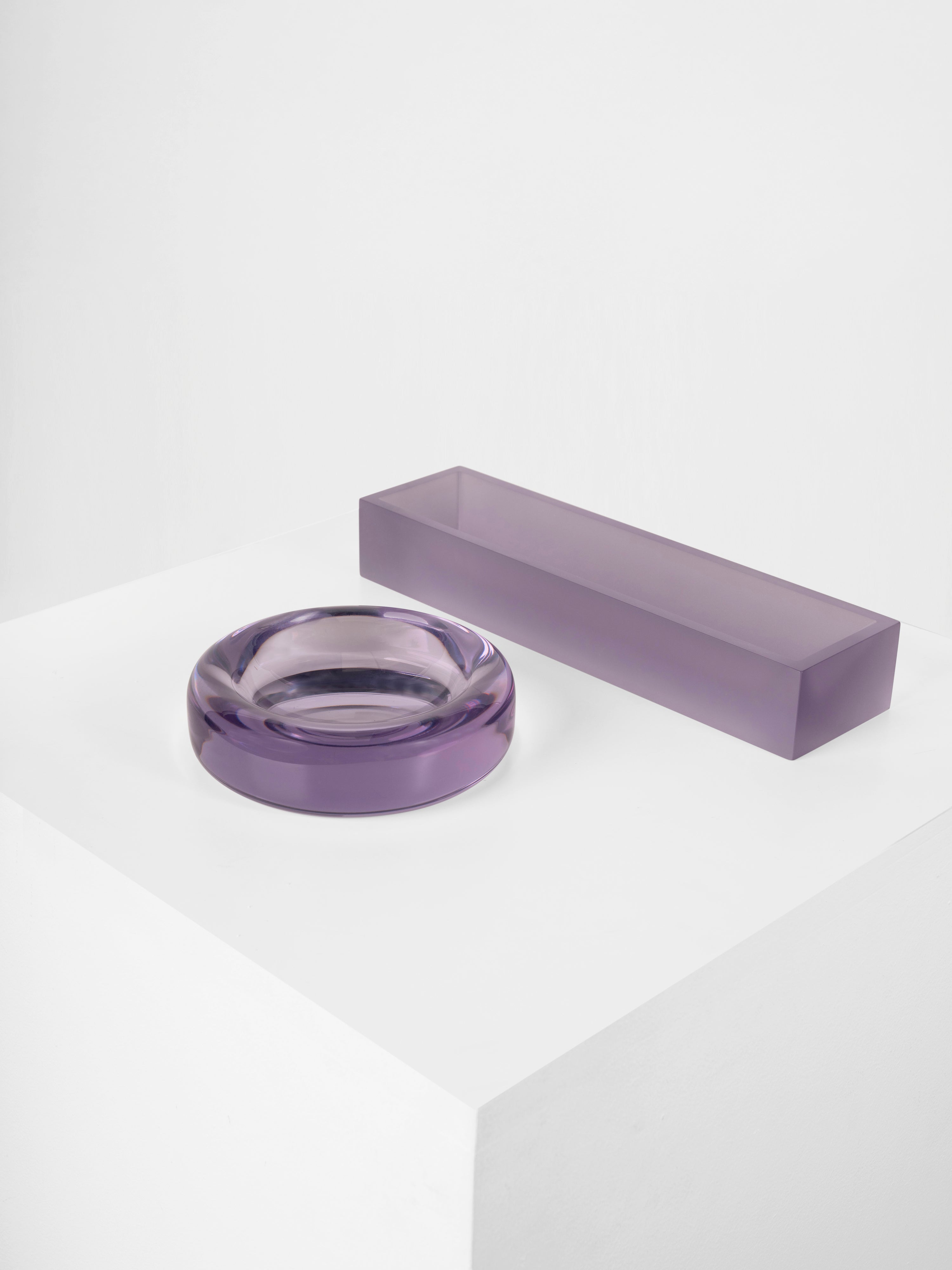 The LUNA + V platter in Purple
