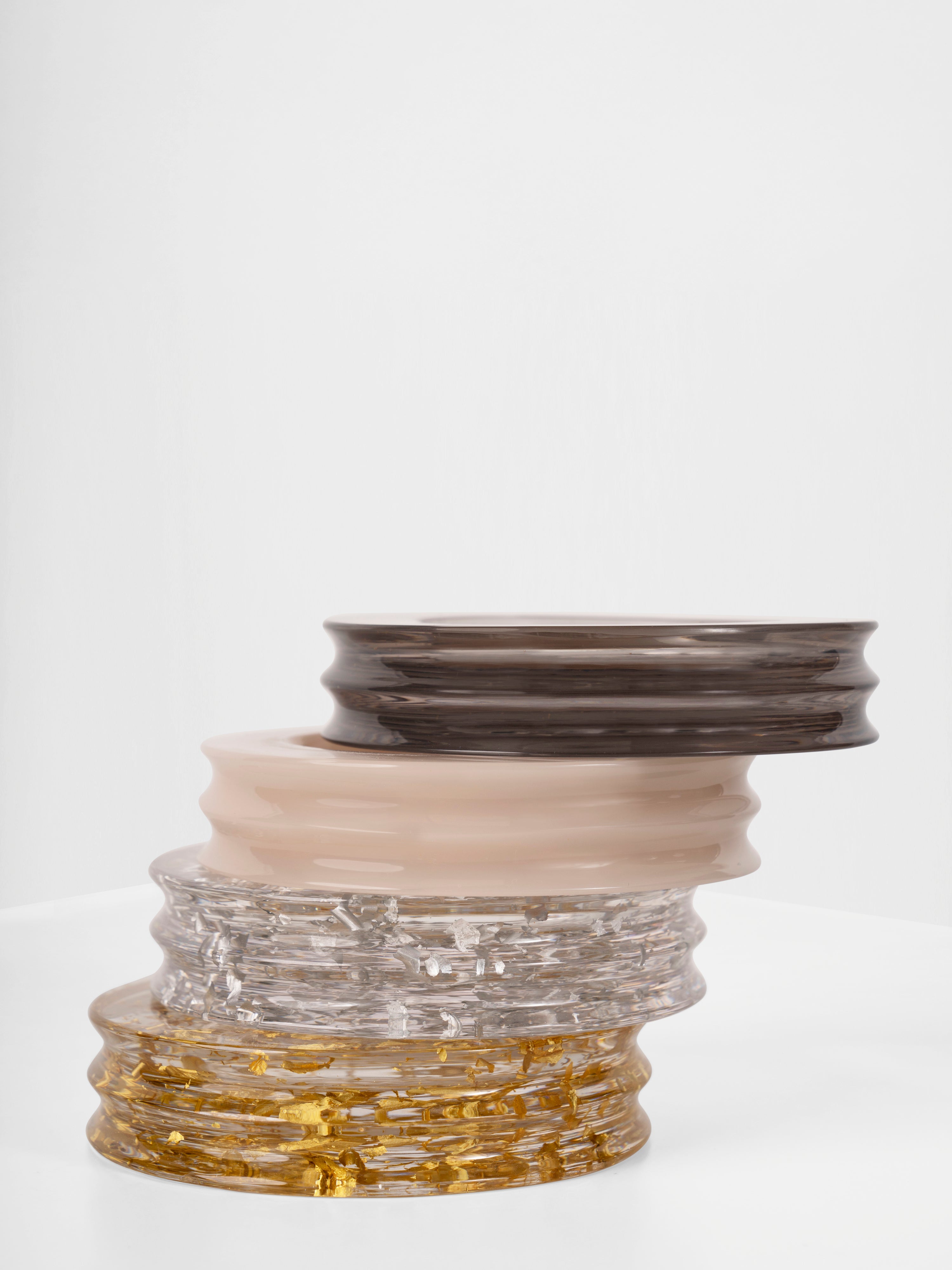 The RIPPLE teacup set in Multi-color