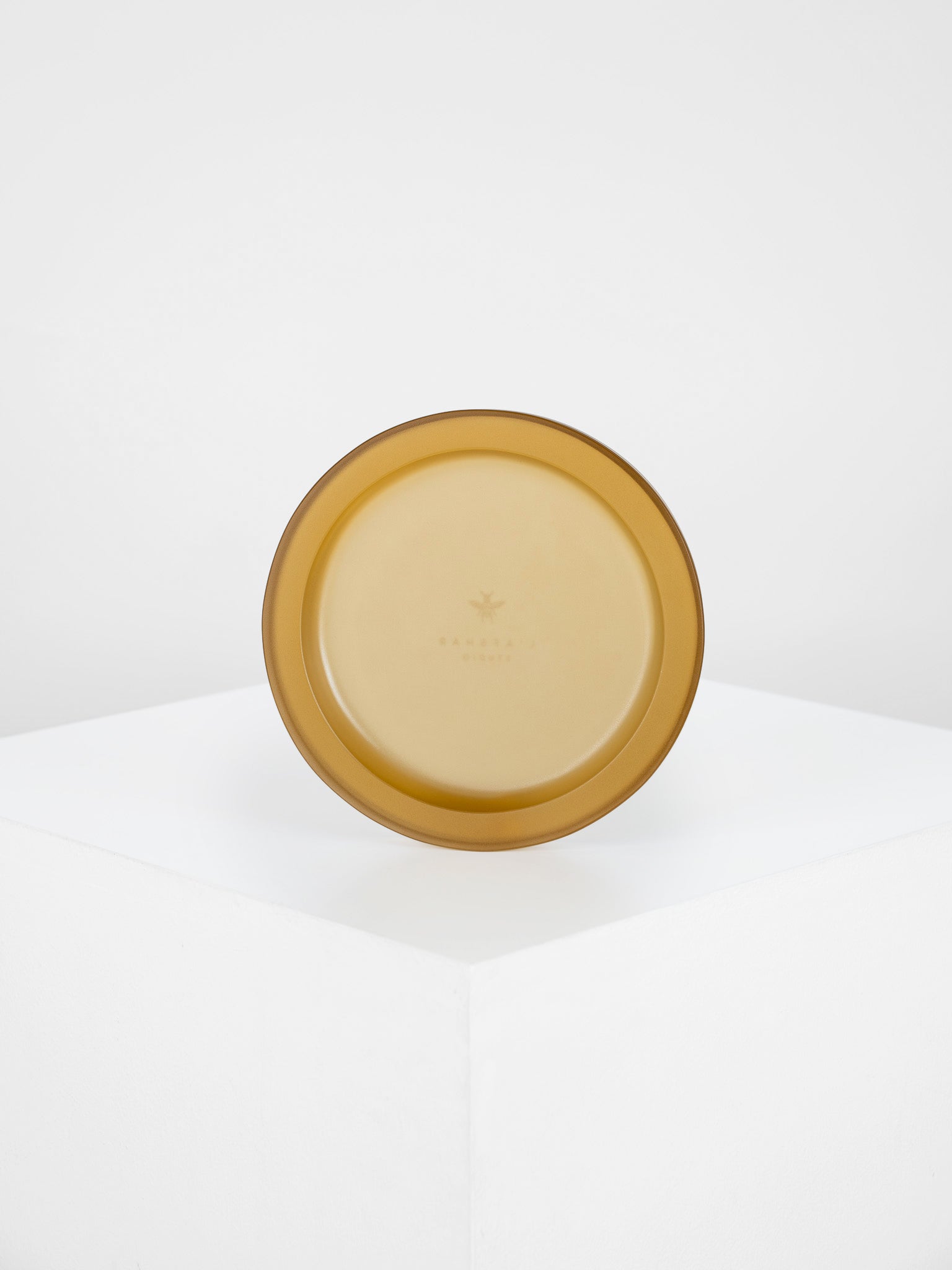 The RIPPLE accent plate in Olive