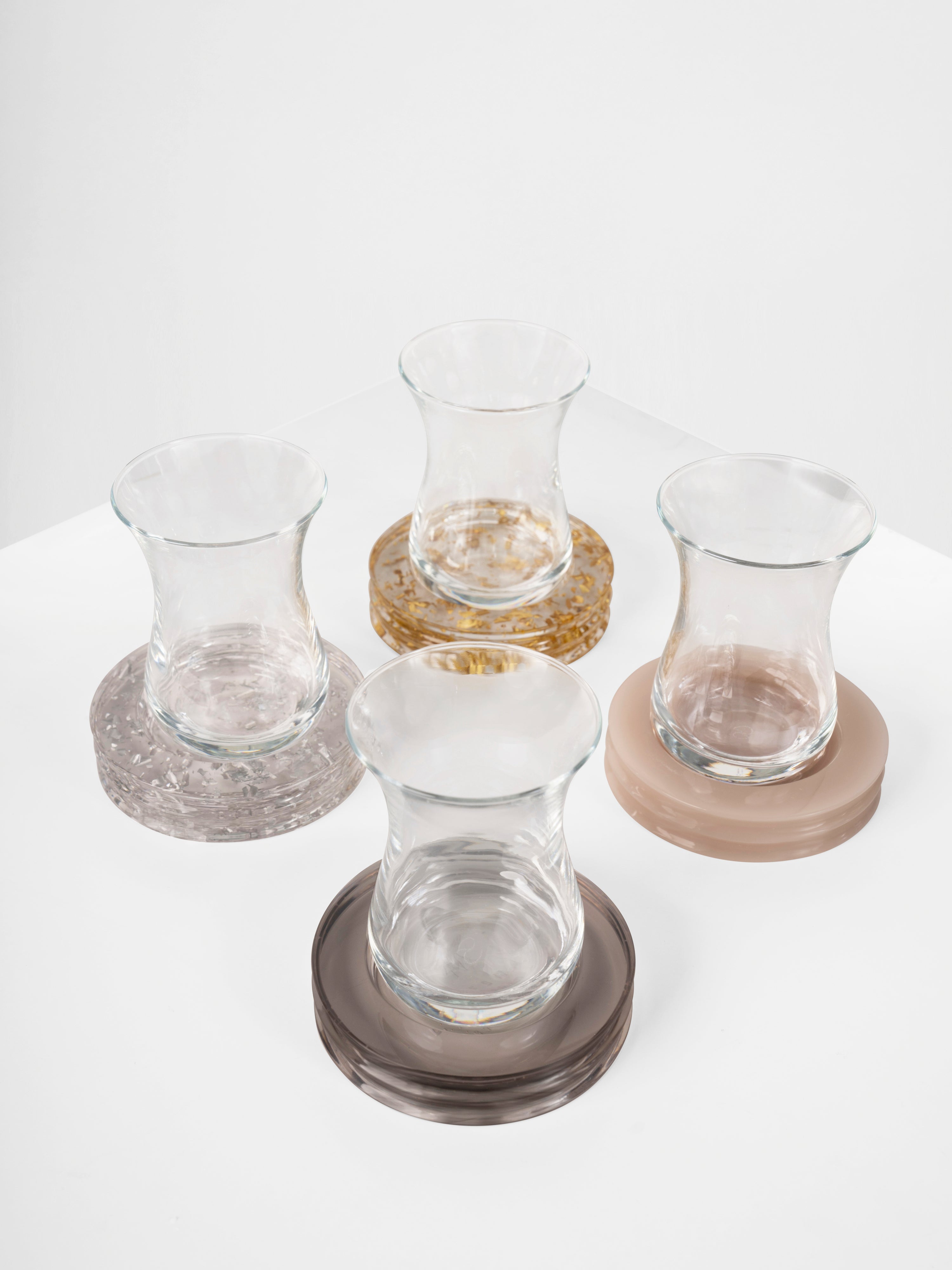 The RIPPLE teacup set in Multi-color